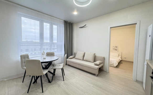 Apartments Shestimestnaya Trekhkomnatnaya Kvartira V Tsentralnom Rayone Zhk "divny Kvartal"