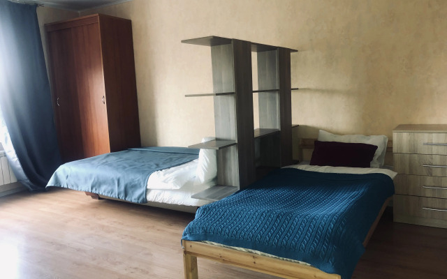 Uyutnaya 3-kh Komnatnaya Flat