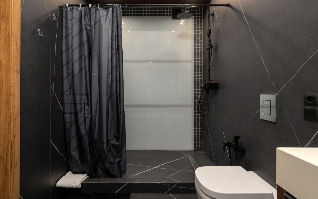 S vidom na more i dzhakuzi Apartments