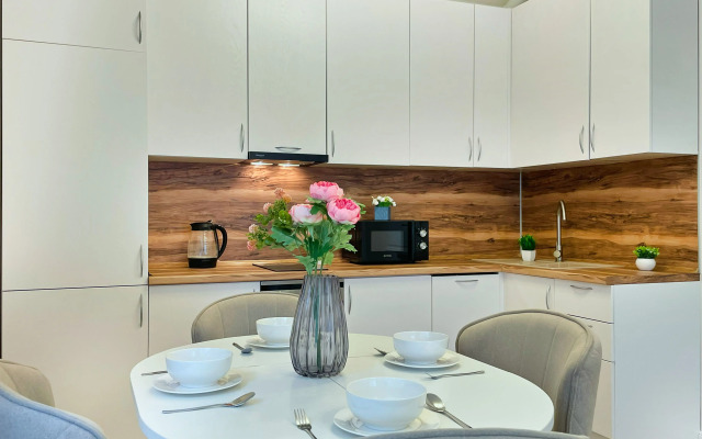 Sunny Days Apartment Lobanovskiy Les 2 Flat