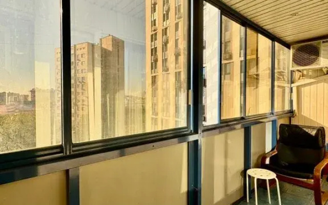 U Ploschadi Trekh Vokzalov Flat