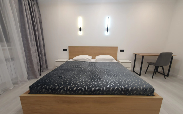 Beliy Sokol Flat