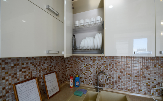 "1 Komnatnaya Na Aslamasa" Apartments