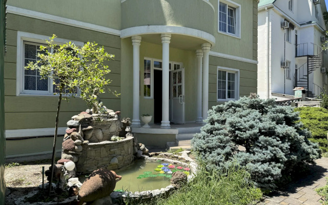 Guest House Uyut