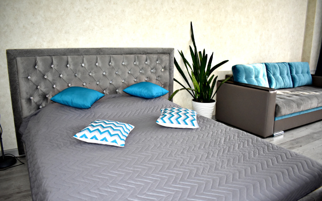 Na prospekte Deriglazova 21 Flat
