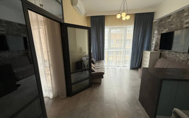 905 Na Krymskoy 89 Apartments