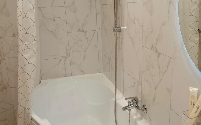 Uyutnye V Vysotke Na Universitetskom Apartments