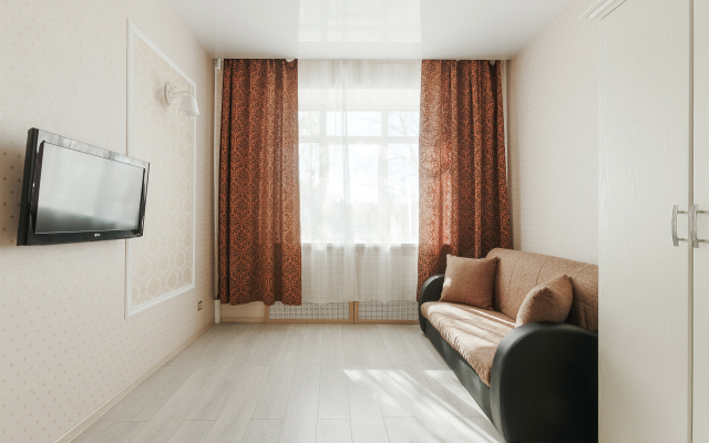 Na Oktyabr'skom Prospekte Apartments