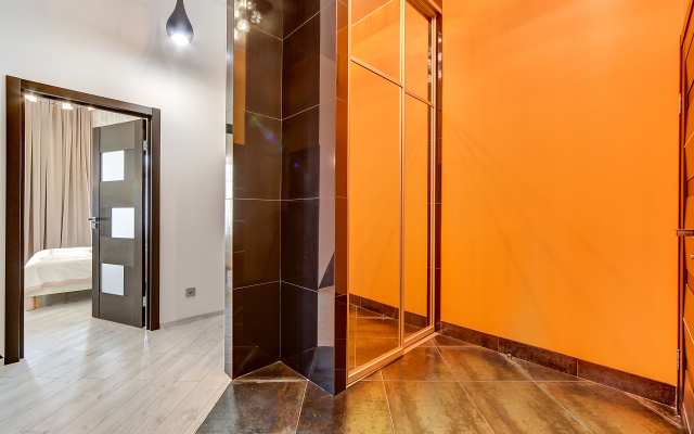 Sutki Peterburg Nevskij 81 apartment