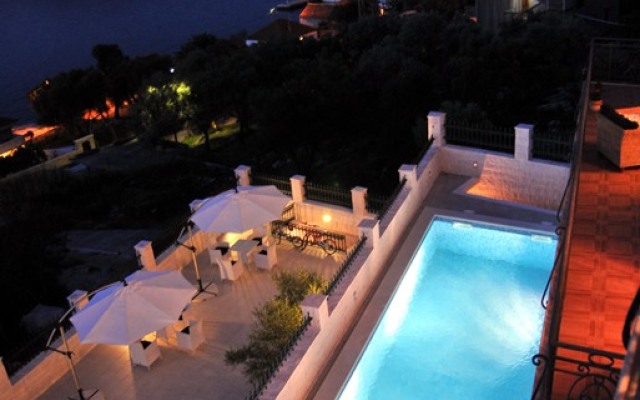Mare Villa