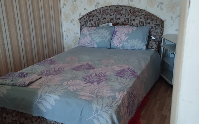U Zh/d i Avto Vokzalov Apartments