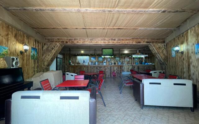 Dinastiya Guest House