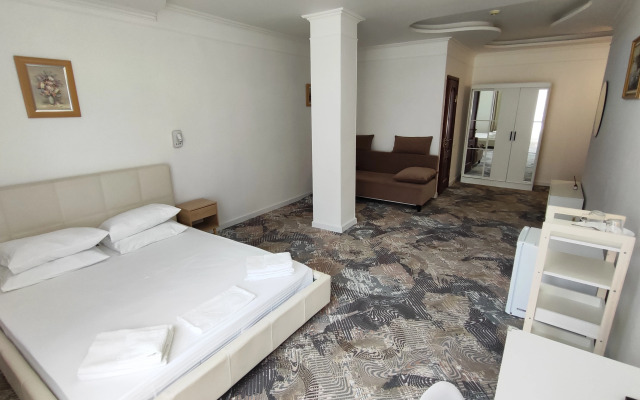 Leto Hotel