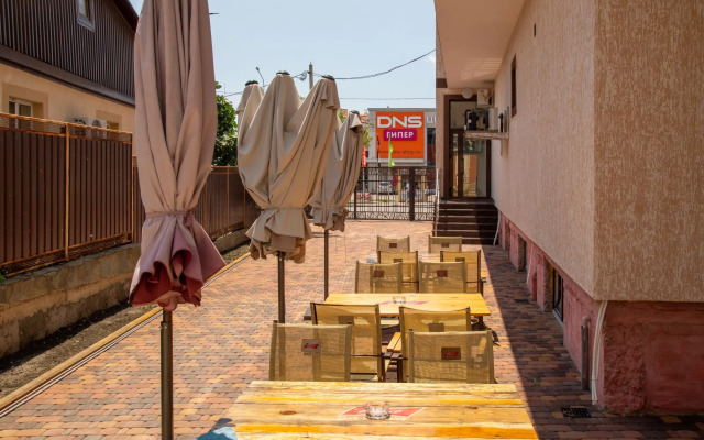 Отель  Милос