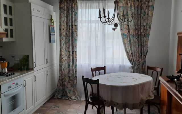Provans Apartment