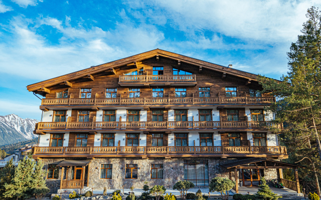 Ozon Arkhyz Hotel