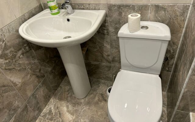 Apartaments ''Elenika'' V Tsentre Kaspiyska S Vidom Na Gory