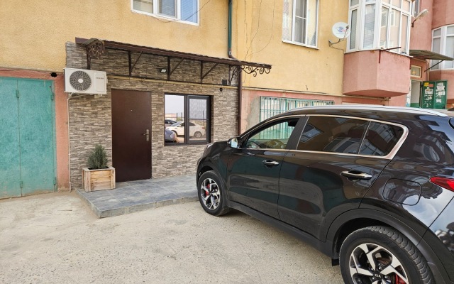 Na ulitse Salmana Flat