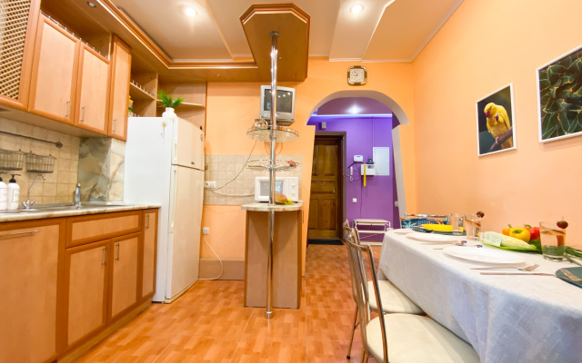 Apartamenty Scast'e zit' v centre Sevastopola