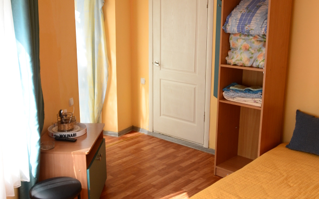 Tri Kita Guest House