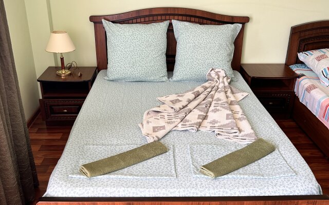 Otdyih V Loo Guest House