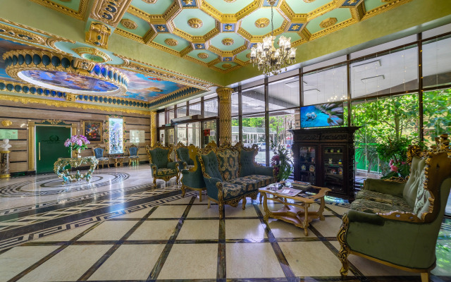 Studiya s balkonom s vidom na more ryadom s Okeanariumom Flat