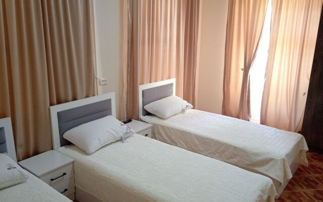 Gostevoy Dom Hotel Murodjon Guest House
