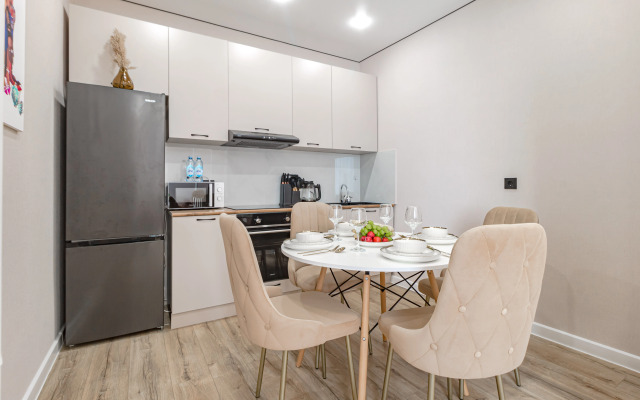 Trekhkomnatnie Ryadom S Trts Abu Dhabi Plaza Apartments