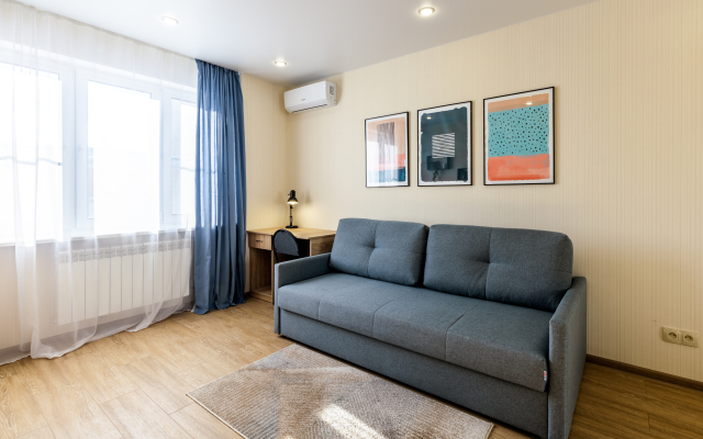 Na Frunze 15 Flat