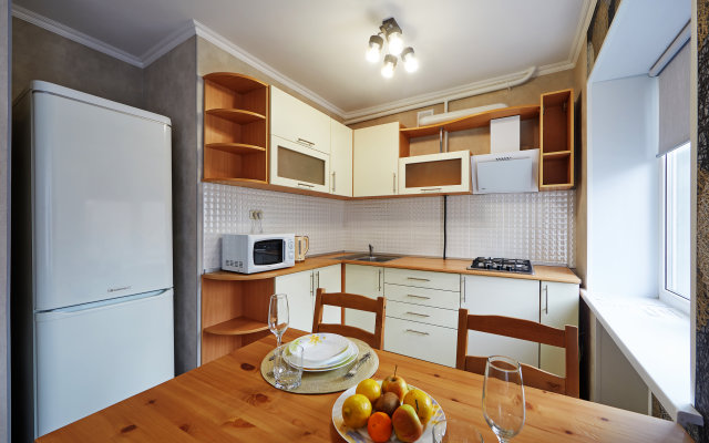 Na Timiryazeva 10 Pyataya Avenyu Apartments