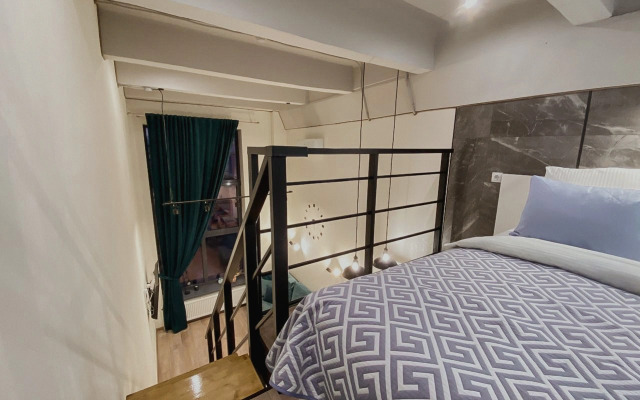 Квартира Green FOX с панорамными окнами на Савушкина