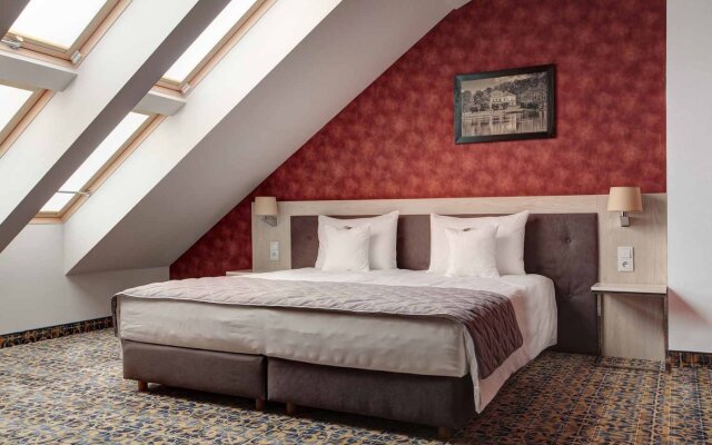 Отель Arche Częstochowa