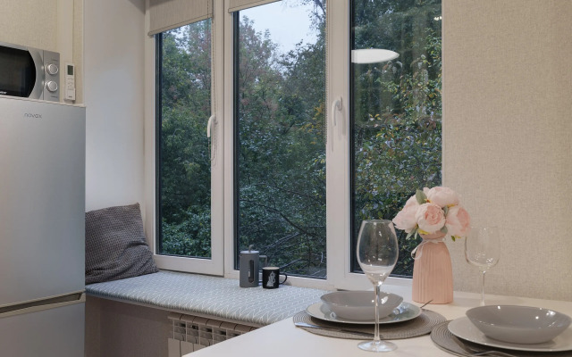 Апартаменты Уютная студия у метро Тушинская Крокус