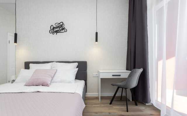 Adres Schastyya Apartments