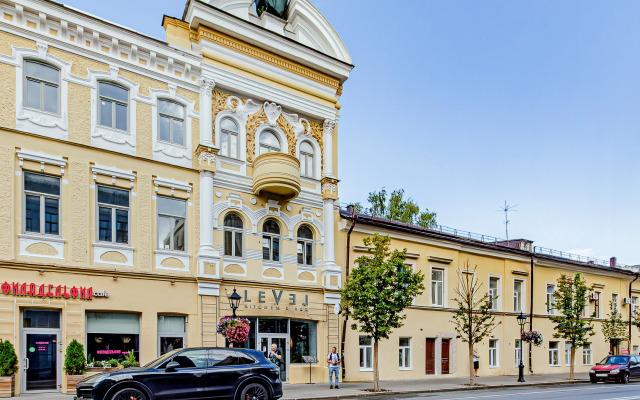 Квартира Kremlin Olive Pink