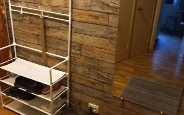 1-Komnatnaya Ryadom S Gorodskim Plyazhem Flat