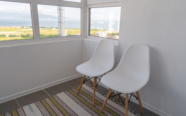 V ZhK Chernomorskiy-2 Ot LetoApart Apartments