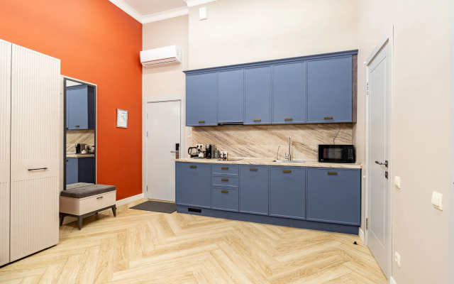 Квартира Евро-двухкомнатная с видом на Столярный переулок №4