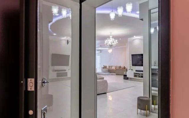 Na Krasnogvardeyskoy Ulitse, 38AlitA Flat
