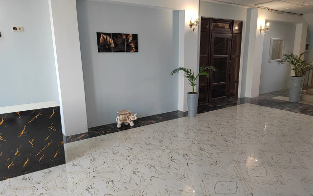 Robert I Oksana Guest house