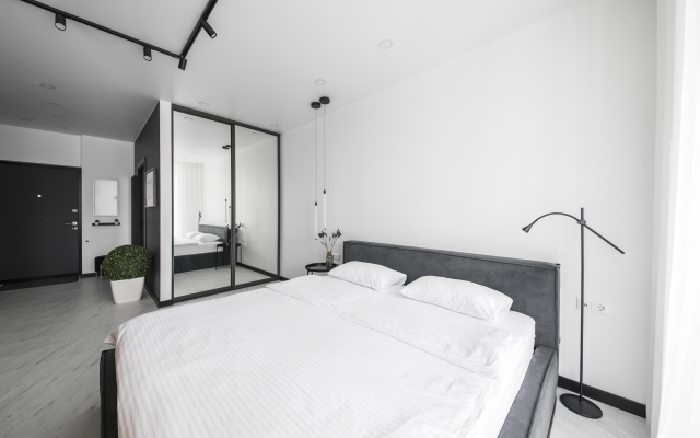 Апартаменты Loca Resident  с Панорамной Лоджией