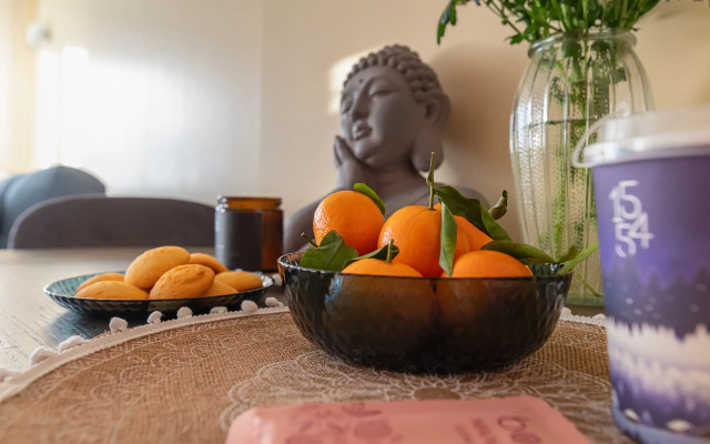 S Balkonom Na Novoslobodskoy Flat