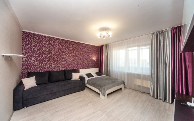 Квартира Просторная 1-к возле Планеты