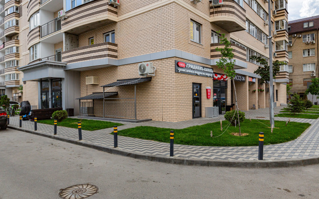 Sovremennaya Odnushka Ryadom S Rgups Flat