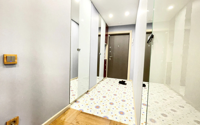 S 2 Spalnyami V Zhk Sokol Flat