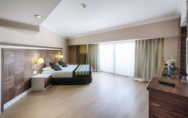 Royal Towers Kiris Hotel