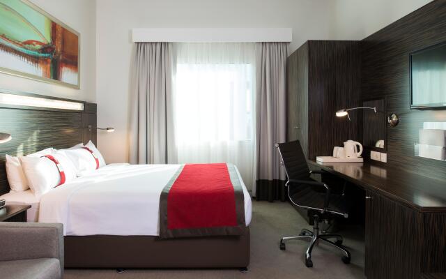 Holiday Inn Express Dubai Internet City an IHG Hotel