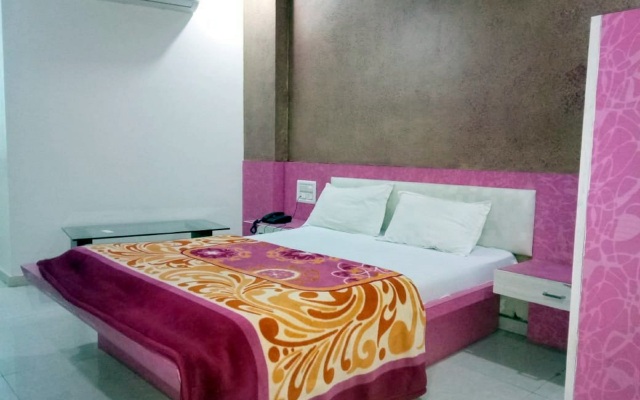 Maryland by Sky Stays Hotel