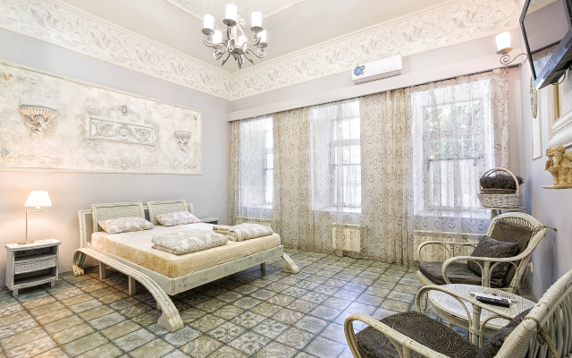 Апартаменты ДеЛюкс Прованс в Тавриде на набережной Ялты