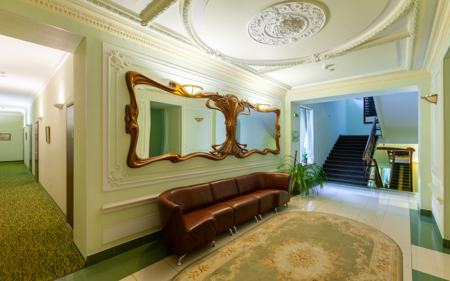Bristol-Zhiguli Hotel